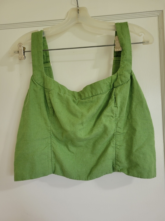 Abercrombie & Fitch Tops - Women's Abercrombie and Fitch Green Sleeveless Linen-Blend Crop Top